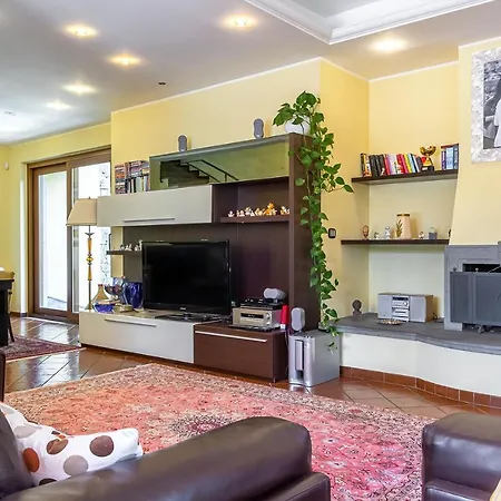 Magdalena Villa